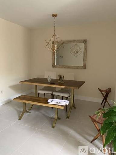 Main picture of 579 Prestwick Cir