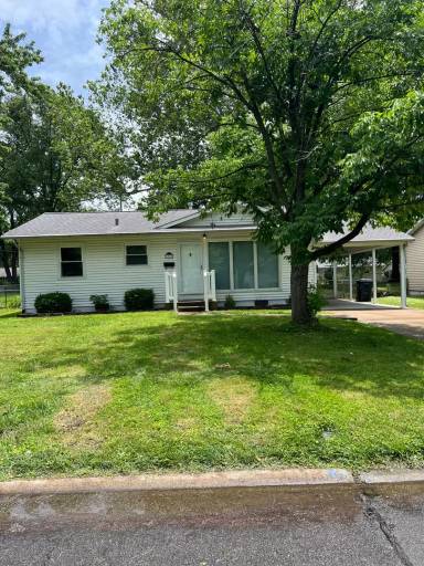 Main picture of 1710 Fernbrook Ln