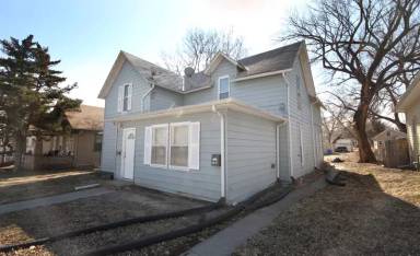 Main picture of 331 W 2nd St