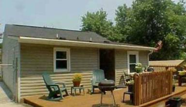 Main picture of 1405 W Walnut Ave