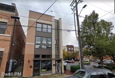 Main picture of 18-20 N Monroe St