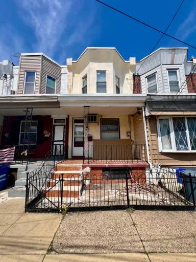 Main picture of 4728 Edmund St