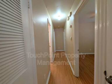 Main picture of 1000 Claremont Rd