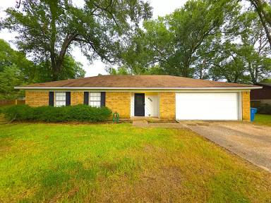 Main picture of 406 Hillcreek Dr