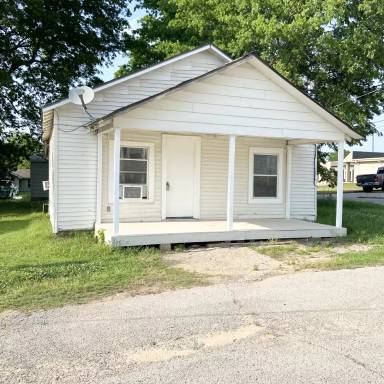 Main picture of 219 N Bristow Ave