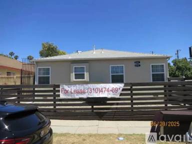 Main picture of 1512 S Redondo Blvd