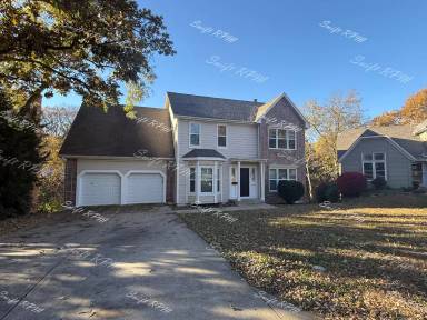 Main picture of 15602 Maple St