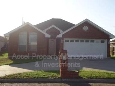 Main picture of 2923 Crockett St
