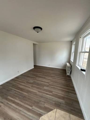 Main picture of 3430 Schoolhouse Ln