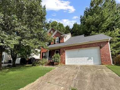 Main picture of 323 Windsong Dr