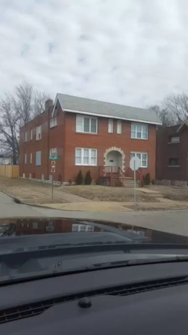 Main picture of 4739 Palm St