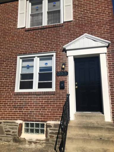 Main picture of 253 Weymouth Rd