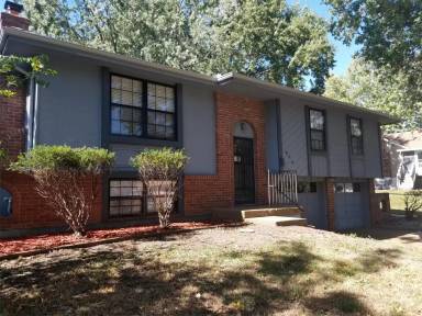 Main picture of 624 N Jennings Rd