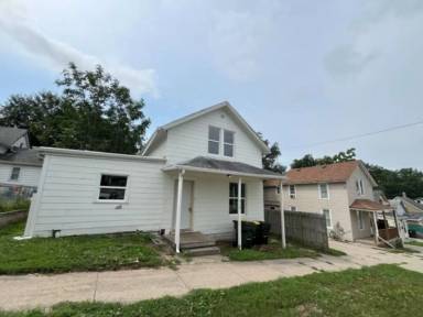 Main picture of 916 15th St