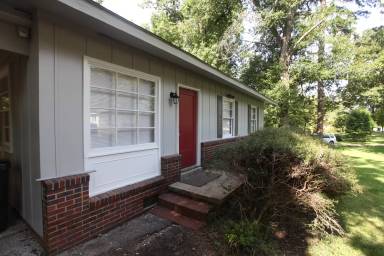 Main picture of 620 Harper Ave