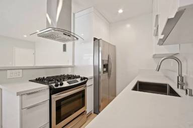 Main picture of 1451 Franklin St
