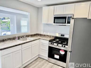 Main picture of 4225 8th Ave