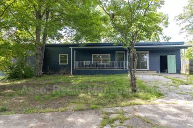 Main picture of 9447 Lusk Rd