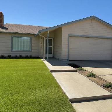 Main picture of 257 Robert Ave