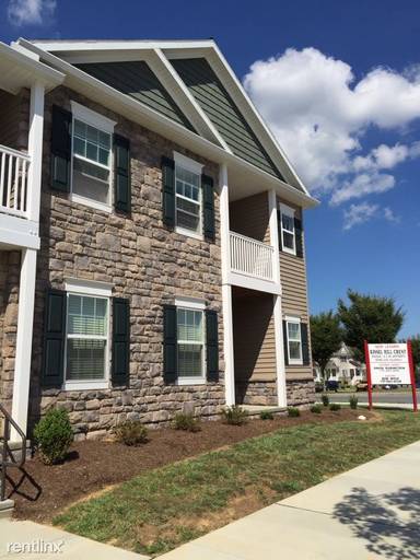Main picture of 619 Thornberry Ln