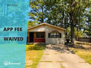 Main picture of 2 Acorn Pl