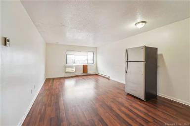 Main picture of 1150 Ogden Street Ext