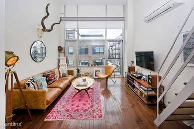 Main picture of 40 N 4th St