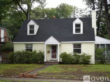Main picture of 5217 Forest Hill Ave