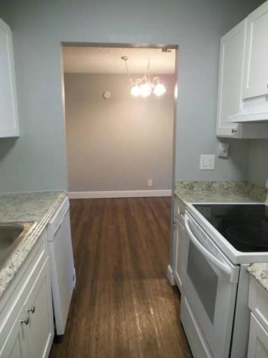 Main picture of 818 W Tiffany Dr