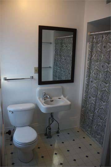 Main picture of 1105 Fremont Ave NW