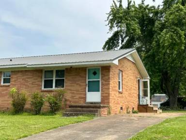 Main picture of 212 Avalon St