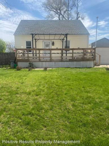 Main picture of 3102 10th St