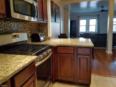 Main picture of 418 Hanover St