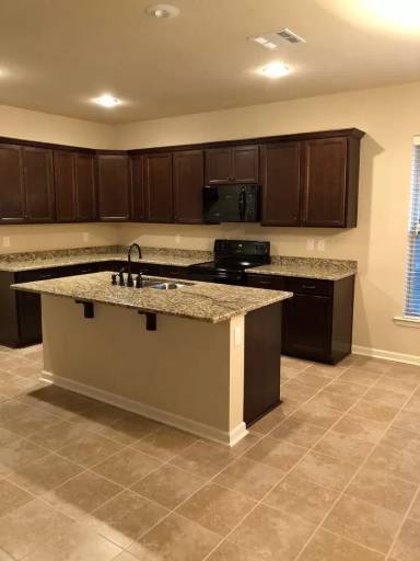 Main picture of 1040 Deer Pass Dr