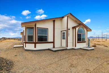 Main picture of 7207 E Falcons Nest Way