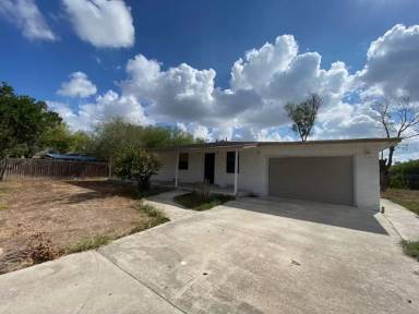 Main picture of 2411 S Tulipana Ave