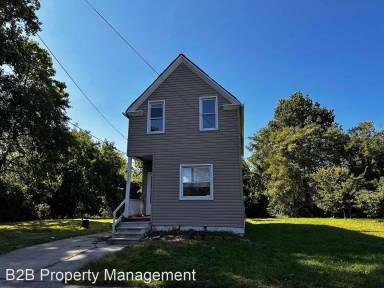 Main picture of 2964 E 61st St