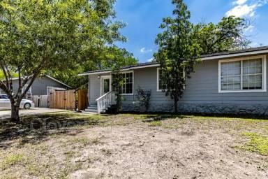 Main picture of 2110 Jupiter St