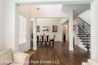 Main picture of 829 Adler Ct