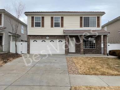 Main picture of 4987 Fundy St