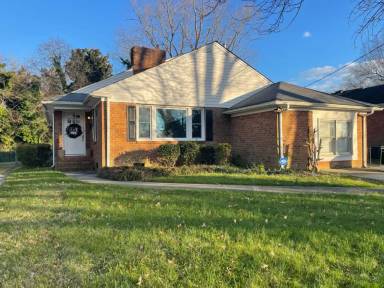 Main picture of 1509 S Benbow Rd