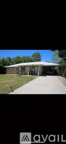 Main picture of 129 Christopher Dr