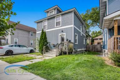 Main picture of 353 Atlas Ave SE