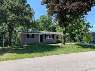 Main picture of 201 Oakborough Dr