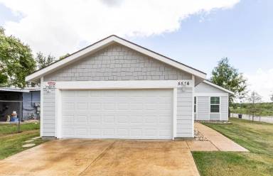 Main picture of 5534 Painted Horse St