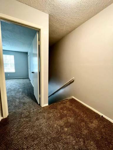 Main picture of 25 Powhattan Dr
