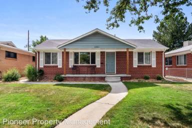 Main picture of 2331 Iola St