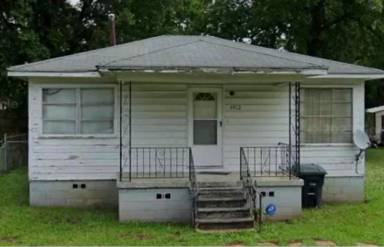 Main picture of 5912 Owen St