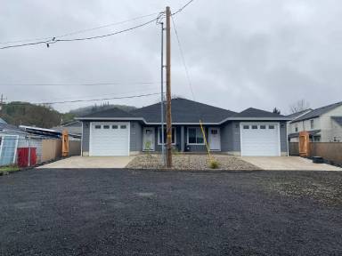 Main picture of 2200 Kerr St