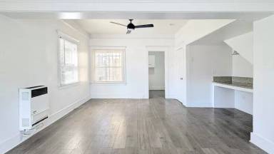 Main picture of 441 W Melrose Way